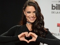 Adriana Lima. Adriana Lima.