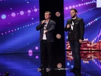 Moderátori šou Milan Junior Zimnýkoval a Marcel Forgáč oznámili divákom i porote, že Jaro Slávik mešká.