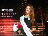 Karolína Miková zaujala nielen Slovákov, ale aj Filipíncov, ktorí dohovárali slovenským organizátorom, aby sa Miss Earth zúčastnila ona.