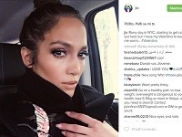 Jennifer Lopez na sociálnych sieťach nezvykne zverejňovať sexi fotky. 