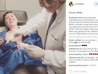 Shannen Doherty zvrejnila video, v ktorom pochválila svojho lekára. 