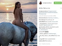Lucia Javorčeková úplne nahá na koni. Takto rajcuje svojich fanúšikov.