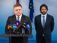 premiér Robert Fico a minister vnútra robert Kaliňák
