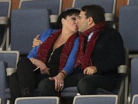 Dáda Patrasová sa na verejnosti takto bozkávala so svojím mladším milencom Vitom.