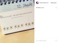 Barbora Balúchová dnes ráno ešte stihla zavesiť na Instagram fotku svojho motivačného kalendára. V tom sa zhodou okolností písalo, že dnes je deň, kedy môže zmeniť svoj život. A narodenie synčeka je teda podstatnou zmenou, nemyslíte? 