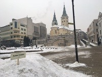 V Žiline rastú vrchy ako huby po daždi. V Žiline rastú vrchy ako huby po daždi.