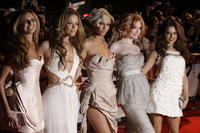 Cheryl Cole s ostatnými členkami kapely Girls Aloud