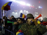 Protesty v Bukurešti pokračujú.
