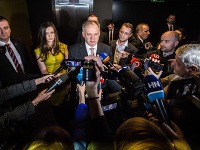 Andrej Kiska sľúbil Remiášovej matke, že zabojuje. Andrej Kiska sľúbil Remiášovej matke, že zabojuje.