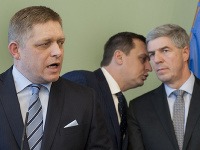 Andrej Danko dnes so spolustraníkmi rozhoduje, ako ďalej. Andrej Danko dnes so spolustraníkmi rozhoduje, ako ďalej.