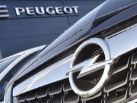 Opel ruší plán predávať od roku 2028 v Európe len elektromobily: Ponechá si aj spaľovacie autá