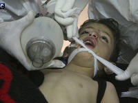 Pri chemickom útoku na Idlib boli obeťami aj deti.