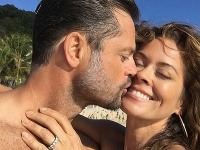 Brooke Burke a David Charvet tvoria priam dokonalý pár. Brooke Burke a David Charvet tvoria priam dokonalý pár.