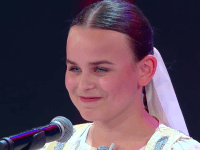 Martinka Bobáňová vo finále šou Zem spieva.