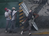 Masové protivládne demonštrácie vo Venezuele Masové protivládne demonštrácie vo Venezuele