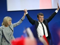 Emmanuel Macron s manželkou