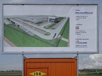 Transparent s vyobrazením budúceho závodu MinebeaMitsumi v priemyselnom parku Immopark v Košiciach. Transparent s vyobrazením budúceho závodu MinebeaMitsumi v priemyselnom parku Immopark v Košiciach.