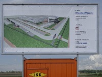Transparent s vyobrazením budúceho závodu MinebeaMitsumi v priemyselnom parku Immopark v Košiciach.