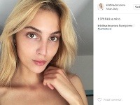 Kristína Činčurová zavesila na Instagram fotku bez štipky mejkapu a s neupraveným obočím.