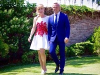 26. jún 2017 - Sandra Novotná a Vilo Rozboril sa zobrali v pondelok. Na Facebooku sa už pochválili aj svadobnou fotkou. 