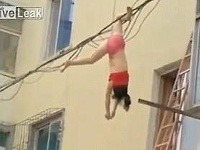 Nepríjemný pohľad Nepríjemný pohľad