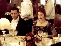 Billy Zane a Kate Winslet ako filmoví snúbenci.