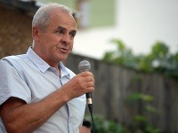 Kandidáti Lunterovu ponuku nepríjmajú. Kandidáti Lunterovu ponuku nepríjmajú.