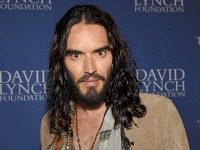 Russell Brand sa druhýkrát oženil. Russell Brand sa druhýkrát oženil.
