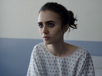 Lily Collins