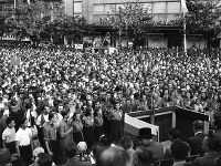 Prvé parlamentné voľby v povojnovom Česko-Slovensku a posledné slobodné parlamentné voľby pred nástupom komunizmu sa konali 26. mája 1946.