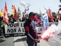Protesty v Paríži Protesty v Paríži