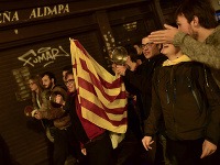 Násilnosti polície počas referenda o nezávislosti Katalánska