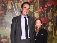 Mary-Kate Olsen a Olivier Sarkozy tvoria nezvyčajný pár. 