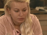 Eva je so silami na dne. Eva je so silami na dne.