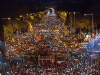 750.000 ľudí demonštrovalo v Barcelone. 750.000 ľudí demonštrovalo v Barcelone.