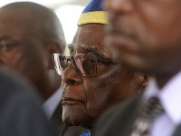 Roberta Mugabeho odvolali z postu lídra strany