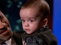 Rozkošný synček Jimmyho Kimmela sa už od narodenia pasuje so zdravotnými problémami. 