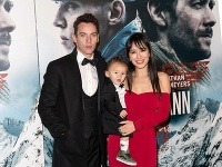 Jonathan Rhys Meyers vzal na premiéru do Nórska svoju partnerku aj rozkošného synčeka.
