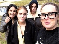 Demi Moore s dcérami. Demi Moore s dcérami.