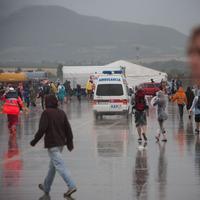 Záber z festivalu Pohoda po zrútení stanu v roku 2009. 