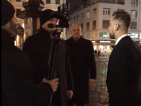 Lukáša Pavláska na Ples v opere 2018 nepustili. Lukáša Pavláska na Ples v opere 2018 nepustili.