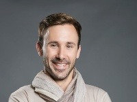 Marek Fašiang patrí medzi obľúbencov ženského publika. Marek Fašiang patrí medzi obľúbencov ženského publika.