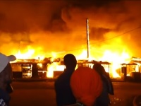 Požiar na predmestí Nairobi Požiar na predmestí Nairobi