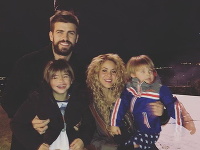 Počas karantény sa Shakira venuje svojim deťom a partnerovi, futbalistovi Gerardovi Piquému