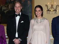 Vojvodkyňa Kate vyzerala v šatách od Alexandra McQueena ako princezná z rozprávky. 