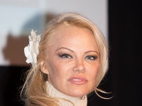 Takto vyzerá Pamela Anderson dnes. 