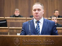 Richard Vašečka má tiež záujem o post šéfa KDH Richard Vašečka má tiež záujem o post šéfa KDH
