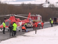 Pri nehode zasahoval aj záchranársky vrtuľník.
