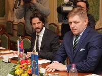 Robert Fico s Robertom Kaliňákom sa na Úrade vlády stretli s delegáciou z Európskeho parlamentu. 