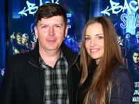 Andrej Bičan prišiel do kina s mladučkou partnerkou Miškou.